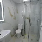 Apartment Arlis - Near North And South Terminal *
