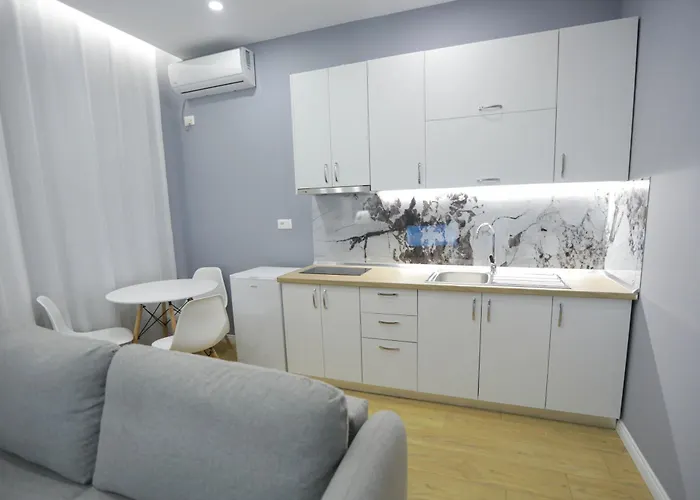 Arlis - Near North And South Terminal * Tirana